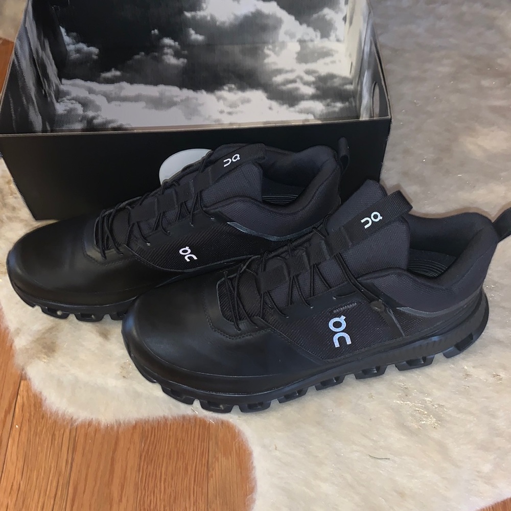 ON running waterproof shoes